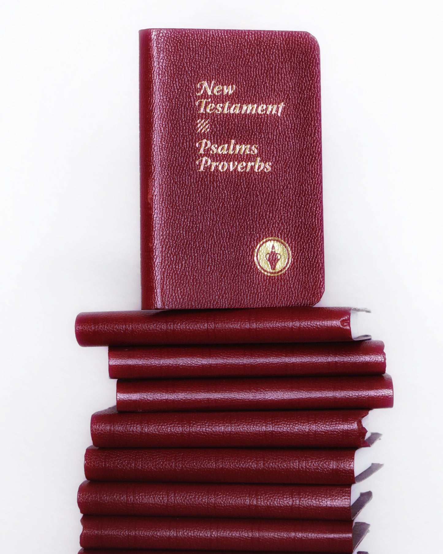 Join the Drop: FREE Vintage-Style Gideon Bible Pocket-Sized New Testament With Psalms & Proverbs